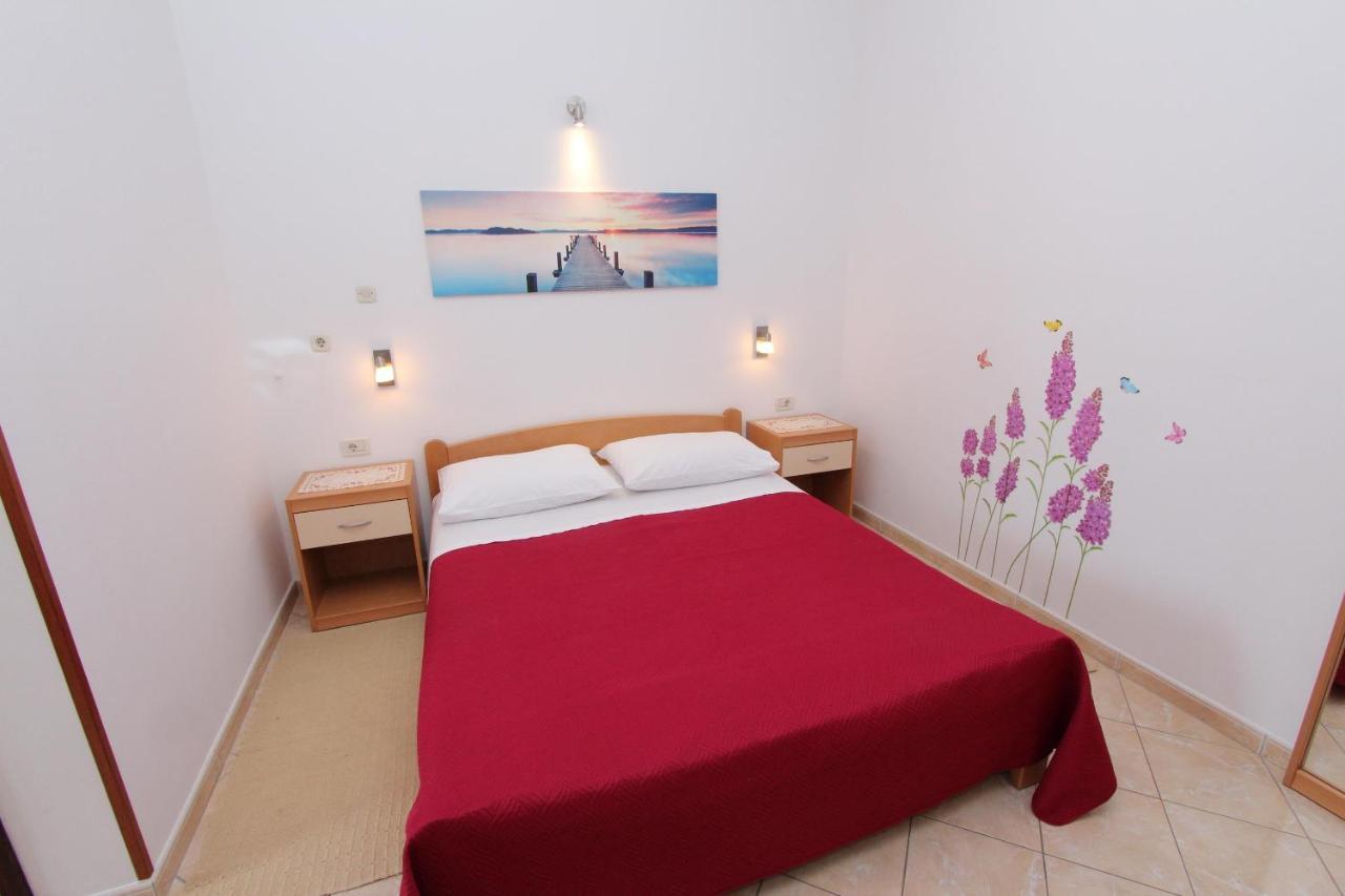 Room And Apartment Lea Ровинь Экстерьер фото